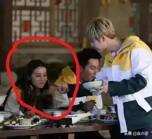 娱乐圈吃瓜三大定律,明星撕逼、秀恩爱与汪峰定律的神秘解读