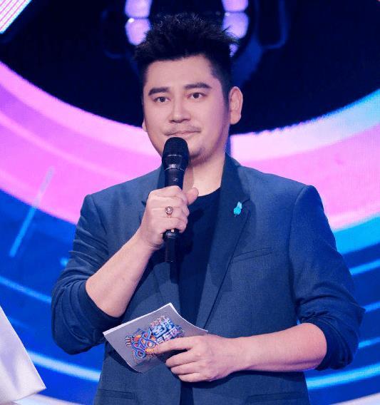 娱乐圈吃瓜影帝139,揭秘吃瓜影帝139背后的故事