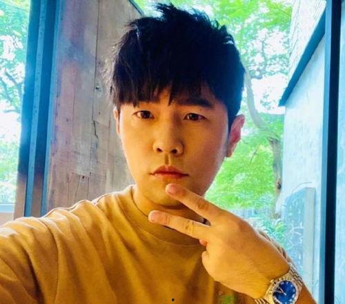 娱乐圈吃瓜周杰伦是谁,周杰伦成焦点，吃瓜群众热议不断