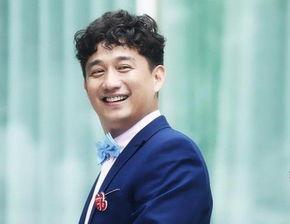 娱乐君吃瓜黄磊是谁啊,从影视明星到综艺厨神，他的多面人生