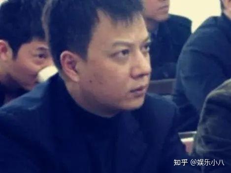 小哥哥撞上娱乐圈吃瓜,揭秘幕后真相